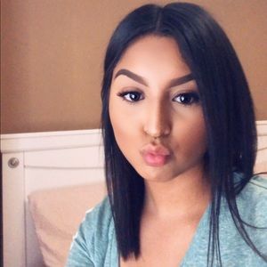 Meet your Posher, Annette